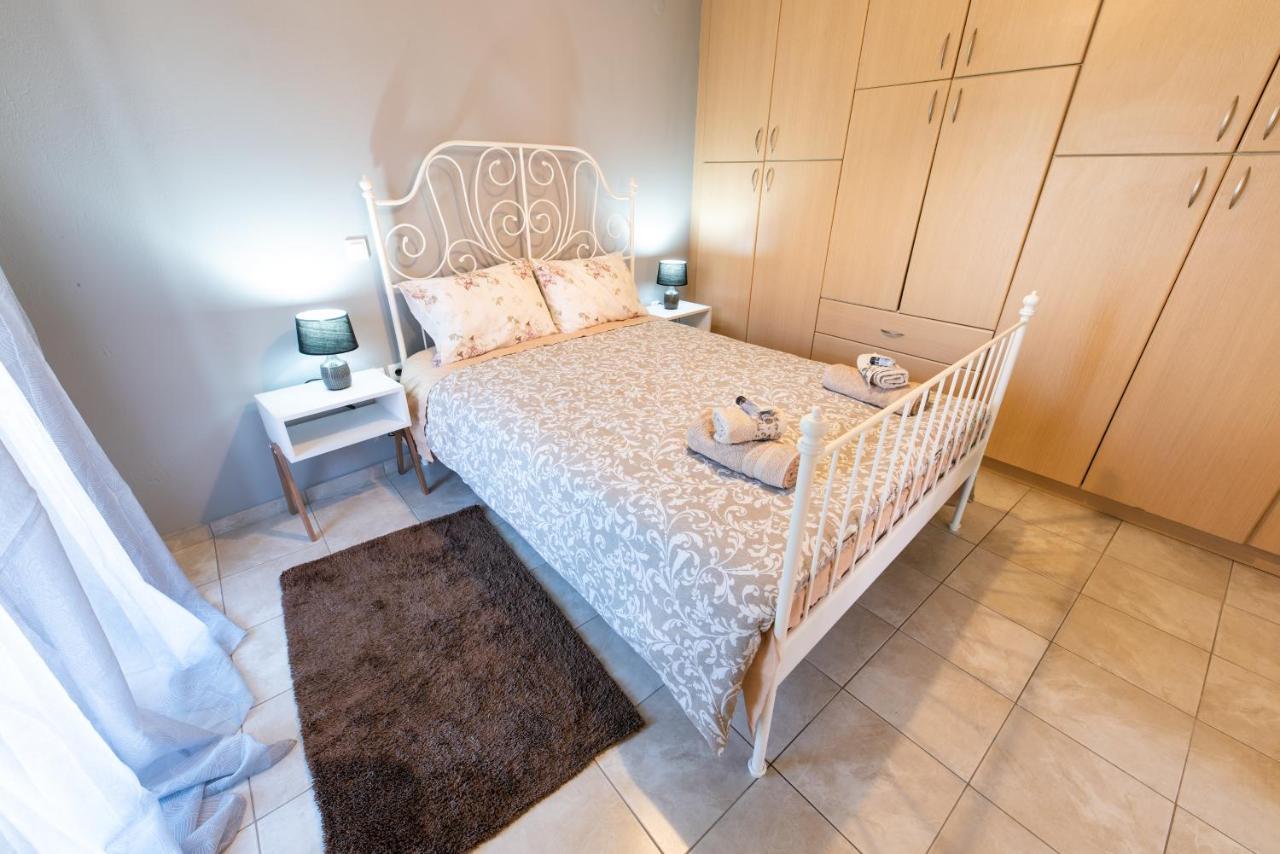 Muses Old Town Ioannina 2 Apartment ภายนอก รูปภาพ